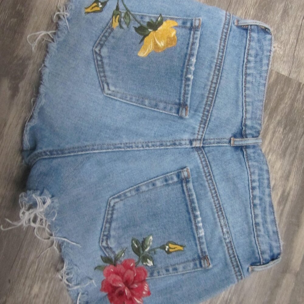PacSun Women's High Rise Jean Shorts with Floral Stitching - Picture 5 of 7
